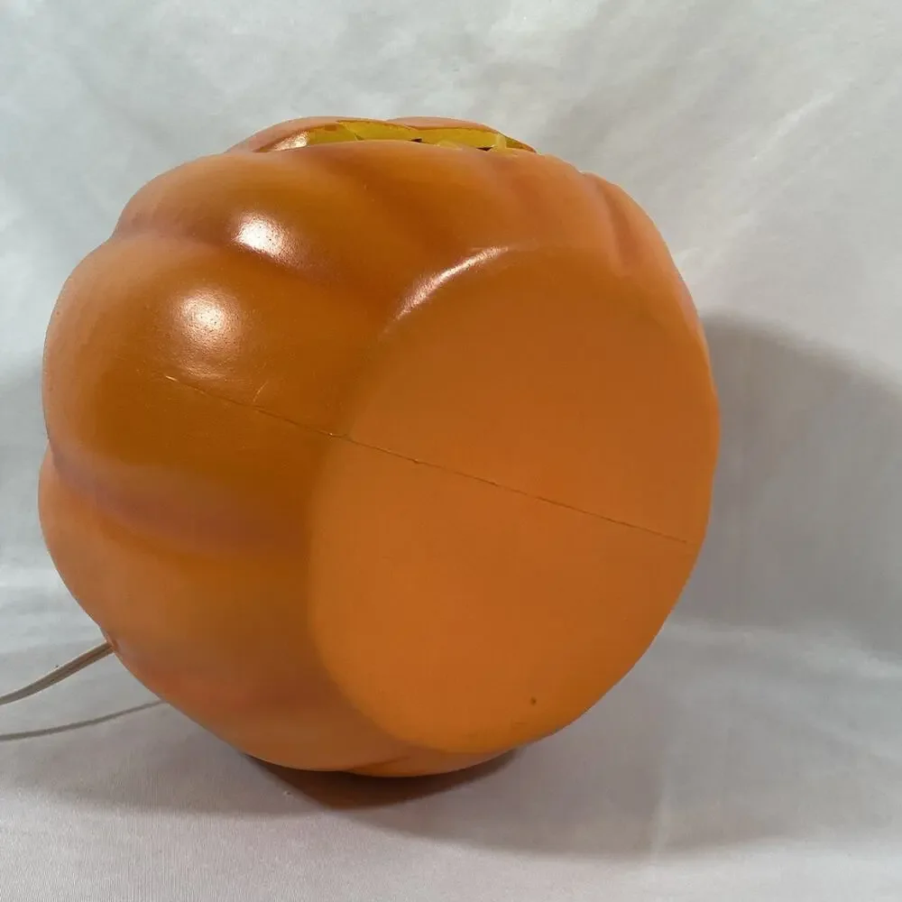 Vintage 9” Blow Mold Pumpkin Lighted Halloween Jack O Lantern Green Light